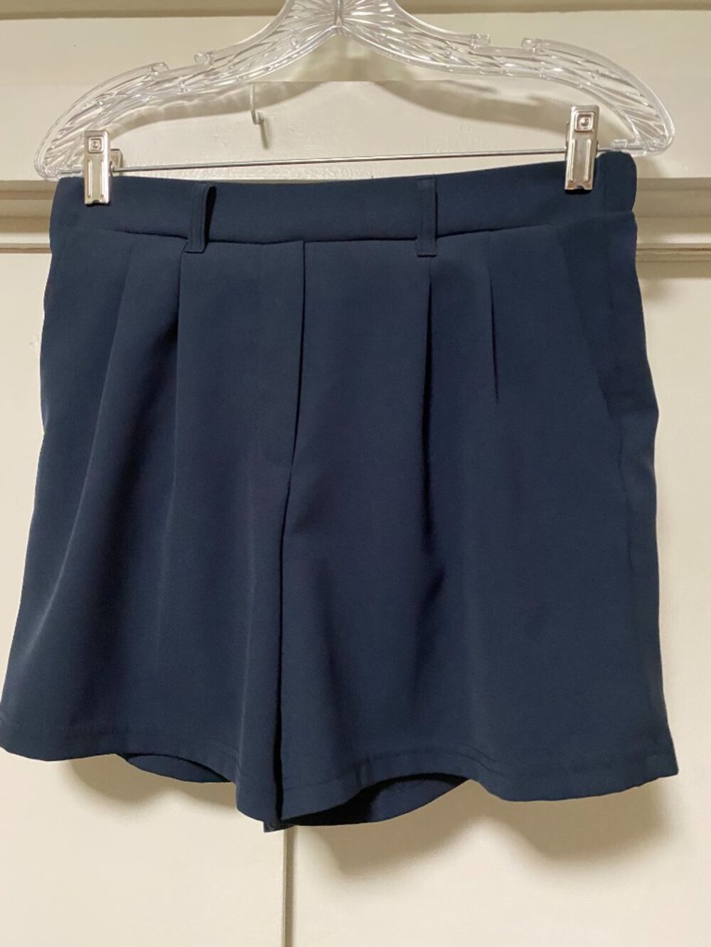 32 Cool, navy dress shorts w/pockets, size S